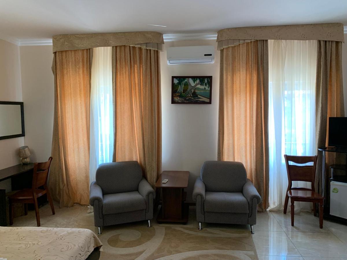 Guest House Aphyn Leto Гагра Экстерьер фото